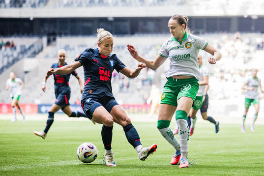 Malmö FFs Mia Persson oc Hammarbys Vilde Hasund