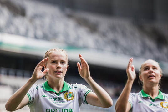 Hammarbys Julie Blakstad jublar