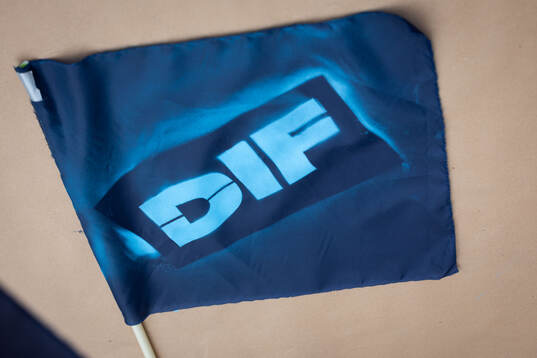 DIF flagga