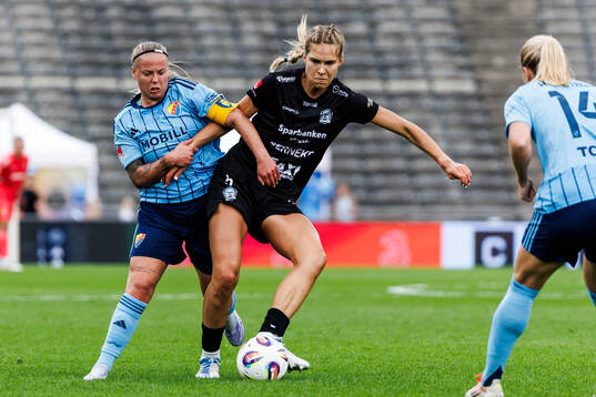 Bläddra bland fler bilder av Fotboll, Damallsvenskan, Djurgården - Alingsås