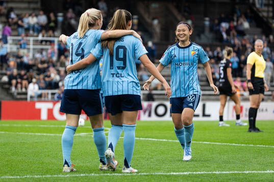 Djurgårdens Mimmi Larsson jublar