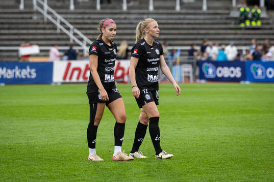 Alingsås Julia Elvbo och Moa Jarl deppar