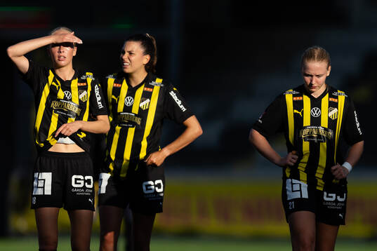 Häckens Lisa Löwing, Helena Sampaio och Johanna