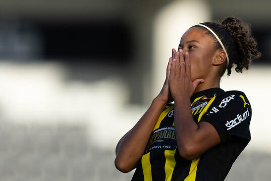 Häckens Felicia Schröder deppar