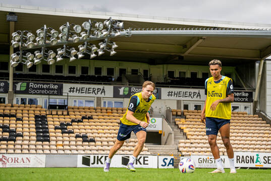 Andreas Schjelderup and Antonio Nusa of the Norwegian