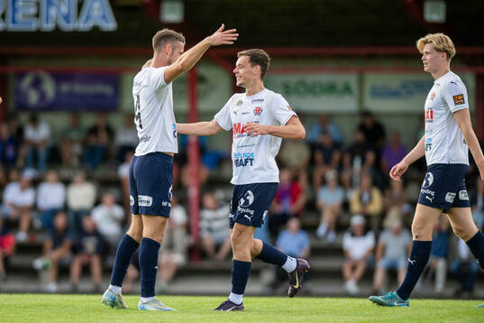 Åstorps FFs Jonathan Roos och Filip Migawa jublar