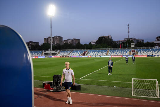 head coach Jon Dahl Tomasson, Lucas Bergvall, Anton