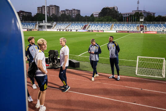 head coach Jon Dahl Tomasson, Lucas Bergvall, Anton