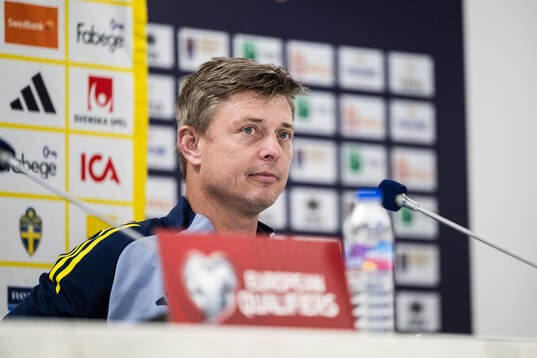 head coach Jon Dahl Tomasson of the Swedish national