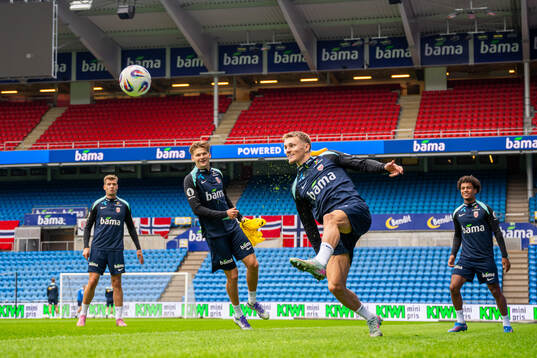David Møller Wolfe and Martin Ødegaard of the Norwegian