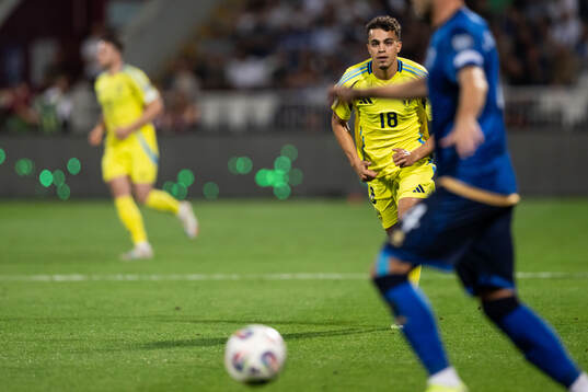 Yasin Ayari of Sweden