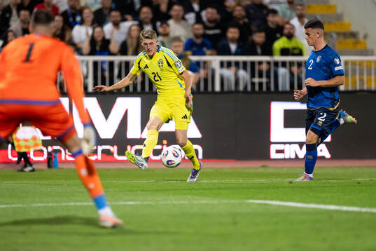 Alexander Bernhardsson of Sweden and Dion Gallapeni of