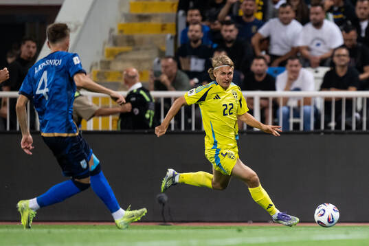 Sebastian Nanasi of Sweden