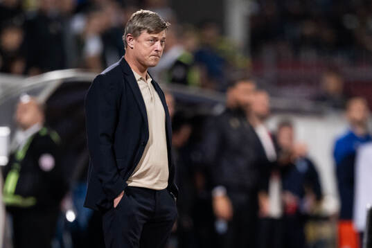 Head coach Jon Dahl Tomasson of Sweden looks dejected