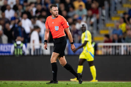 Referee Allard Lindhout