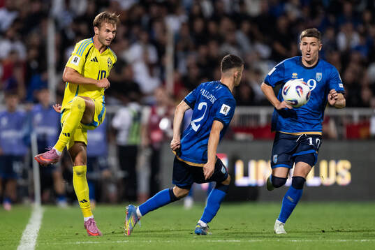 Benjamin Nygren of Sweden against Dion Gallapeni and Lindon