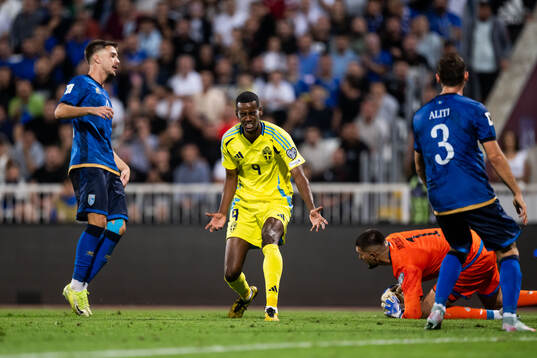 Alexander Isak of Sweden looks dejected