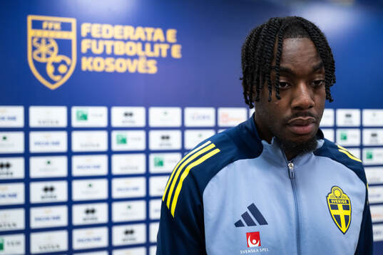 Anthony Elanga of Sweden in mixed zone