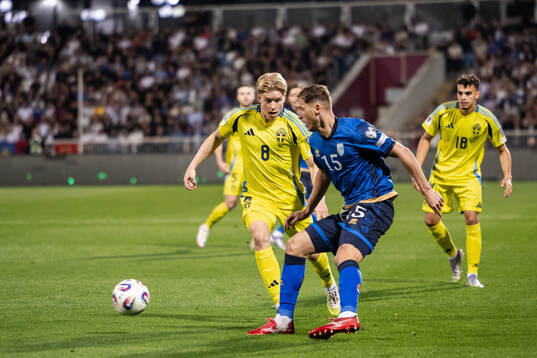 Daniel Svensson of Sweden and Mergim Vojvoda of Kosovo