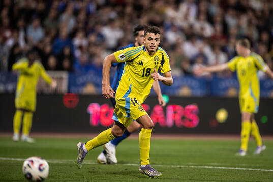 Yasin Ayari of Sweden