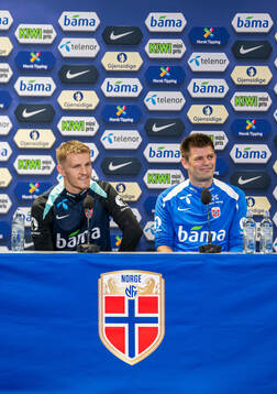 Martin Ødegaard and press officer Morten Morisbak