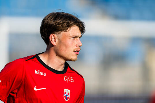 Nikolai Hopland of Norway warms up