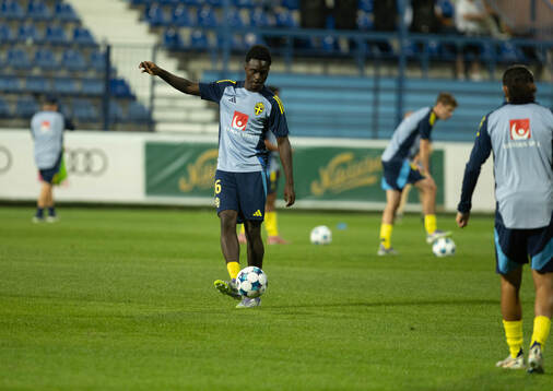 Genesis Antwi of Sweden