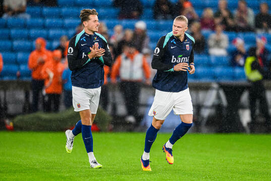 Sander Berge and Erling Braut Haaland of Norway