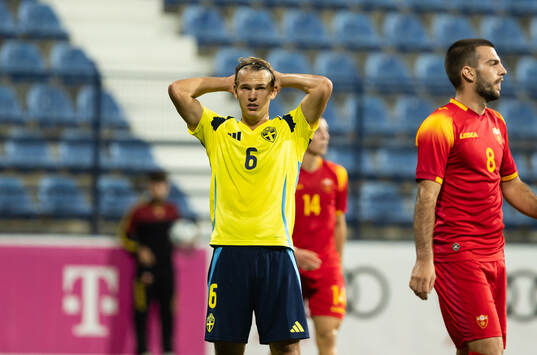 Markus Karlsson of Sweden looks dejected