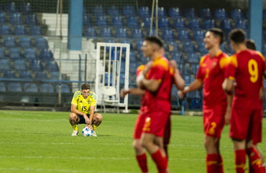Bläddra bland fler bilder av Football, UEFA Under-21 Qualifier, Montenegro - Sweden