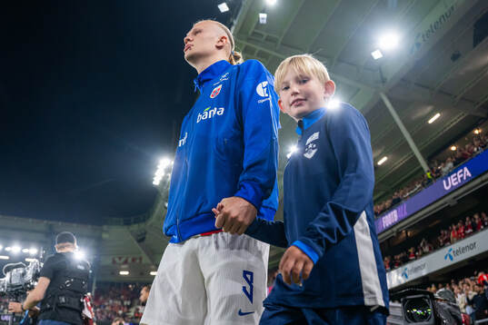 Erling Braut Haaland of Norway enters the pitch