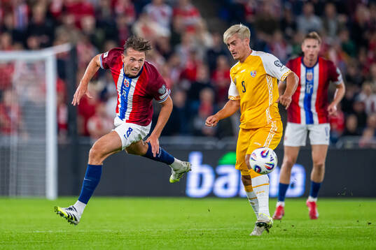 Sander Berge of Norway and Ion Nicolaescu of Moldova