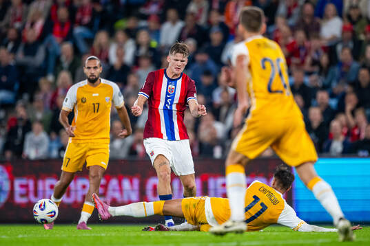 David Møller Wolfe of Norway and Mihail Caimacov of Moldova