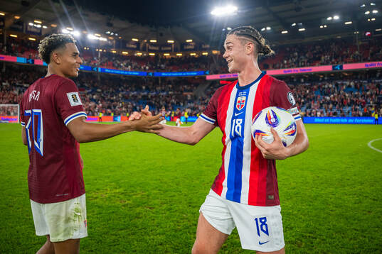 Antonio Nusa and Thelo Aasgaard of Norway