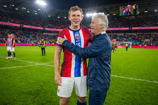 Aune Heggebø and doctor Ola Sand of Norway