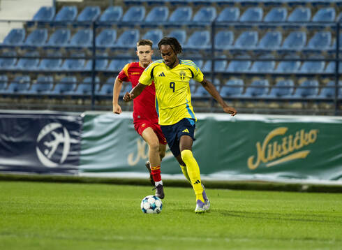 Jonah Kusi-Asare of Sweden
