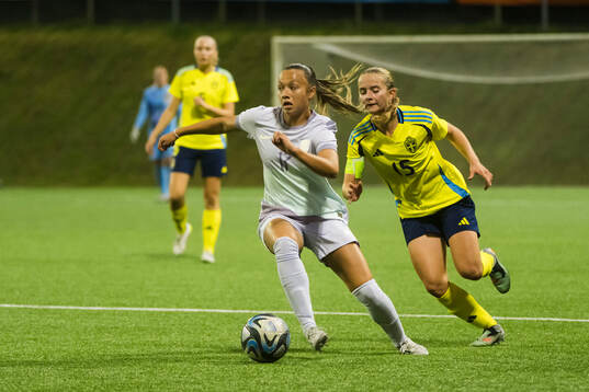 Norges Roseline Bui Andersen och Sveriges Lina Selander