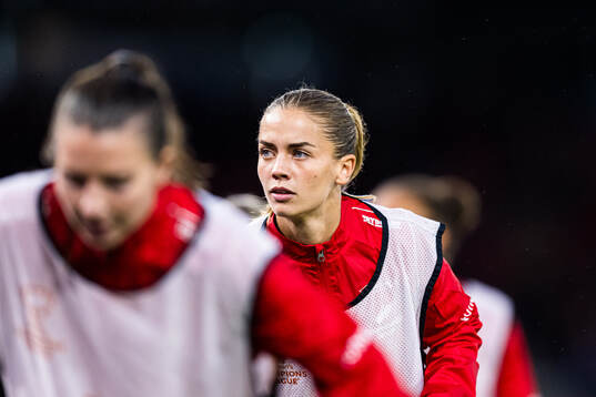 Johanna Anna Maria Renmark of Brann warms up