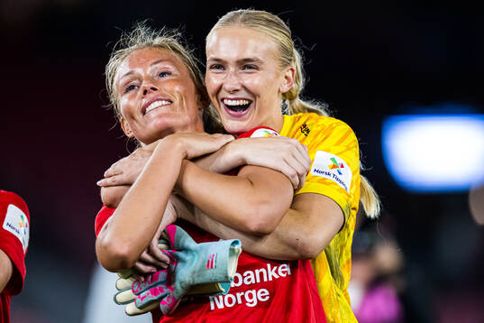 Ingrid Stenevik and Selma Panengstuen of Brann