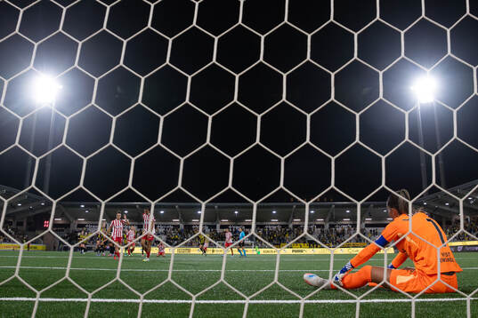 Goalkeeper Lola Gallardo of Atletico Madrid looks dejected