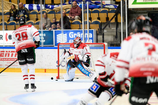 Örebros målvakt Jhonas Enroth