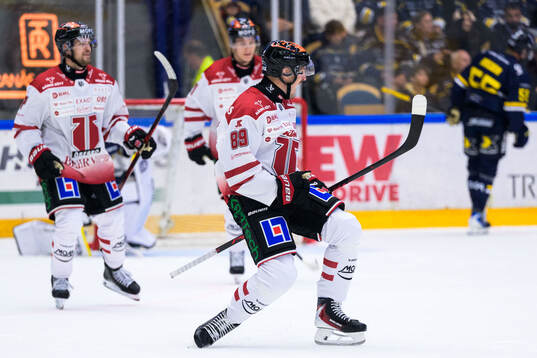 Örebros Patrik Karlkvist jublar