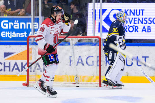 Örebros Patrik Karlkvist jublar