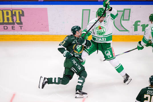 Färjestads Joel Kellman och Rögles Paul LaDue