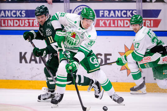 Färjestads Joakim Nygård och Rögles Albin Sundsvik