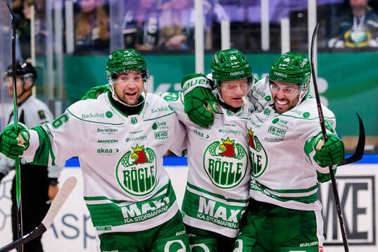 Rögles Lukas Ekeståhl-Jonsson, Anton Bengtsson och Mark