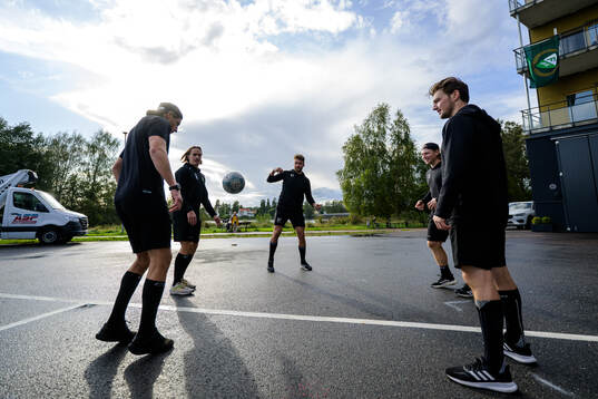 Färjestads spelare värmer upp