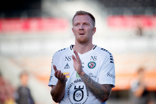 Örebros Erik Andersson jublar