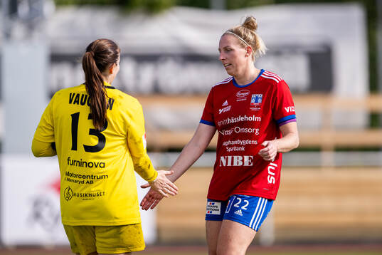 Vittsjös Sandra Lynn jublar
