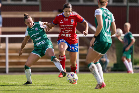 Alingsås Emmy Blomberg och Vittsjös Daniela Galic